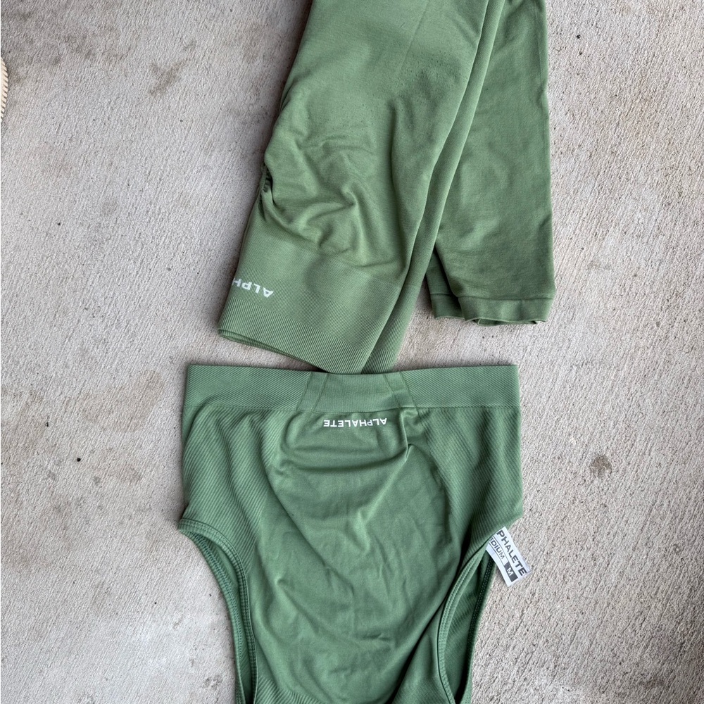 Alphalete Activewear Set